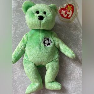 TY Beanie Babies Kicks Bear, Year 1998, Soccer Bear, Super Rare
